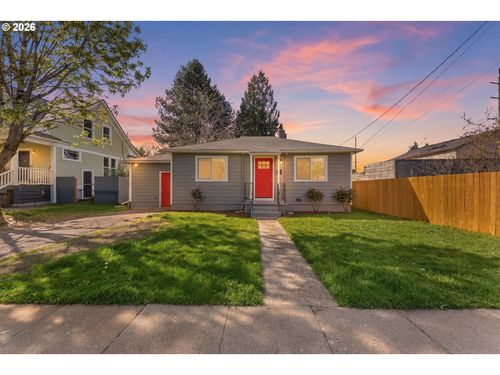 7915 N Exeter Ave, Portland, OR, 97203-5907 | Card Image