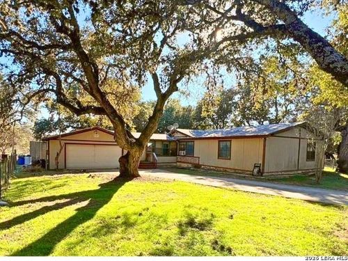 8790 Whartons Dock Rd, Bandera, TX, 78003-3860 | Card Image