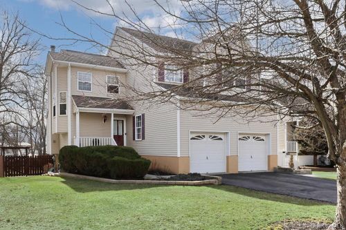 20 Alexander Dr, Washingtonville, NY, 10992-1201 | Card Image