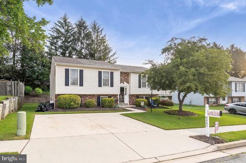 9427 Bellhall Dr, BALTIMORE, MD, 21236-4773 | Card Image