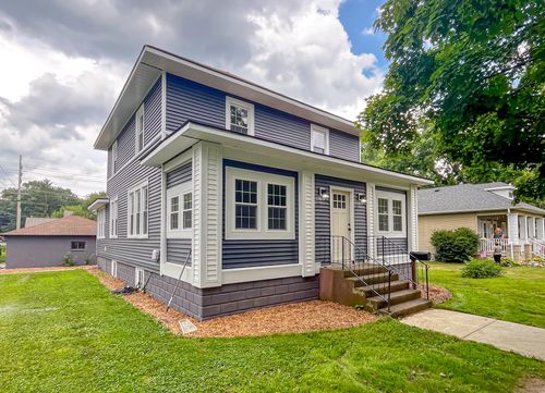 402 S Main St, Berrien Springs, MI, 49103-1225 | Card Image