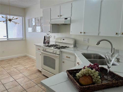 b-rt-side-314 W William Cannon Drive, Austin, TX, 78745 | Card Image