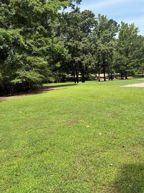 35 Deerfield Cv, Somerville, TN, 38068-1229 | Card Image