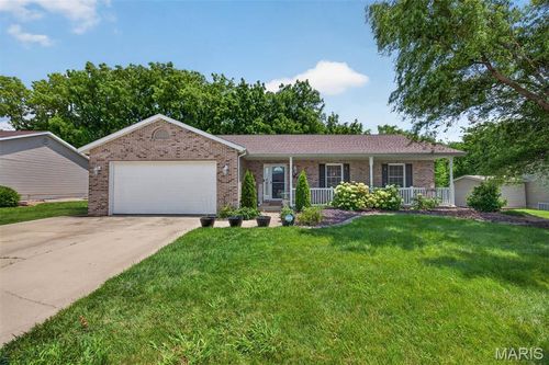 4826 Cedar Spring Dr, Highland, IL, 62249-3355 | Card Image