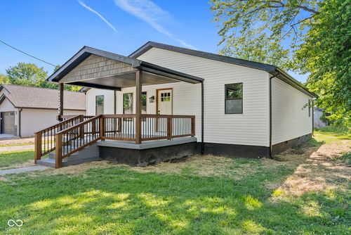 1130 Mann Ave, Austin, IN, 47102-1022 | Card Image