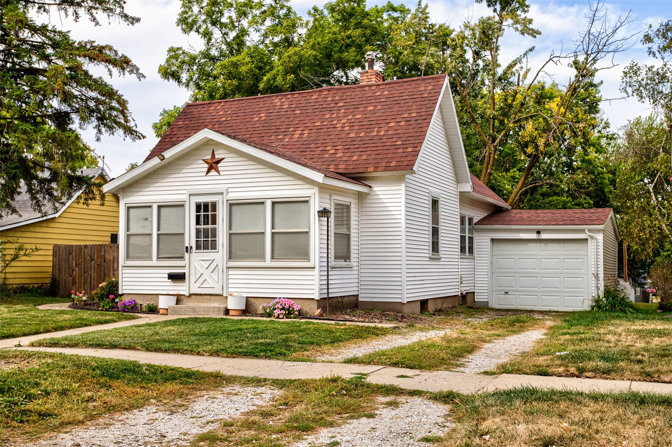 Benton St, Boone, IA 50036