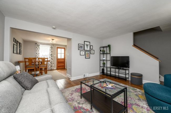 245 Newman St, Townhouse with 2 bedrooms, 1 bathrooms and null parking in Metuchen NJ | Image 8