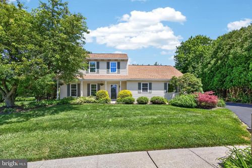 1110 Ross Ln, PHOENIXVILLE, PA, 19460-4056 | Card Image