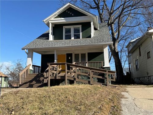 2005 Spruce Ave, Kansas City, MO, 64127-3421 | Card Image