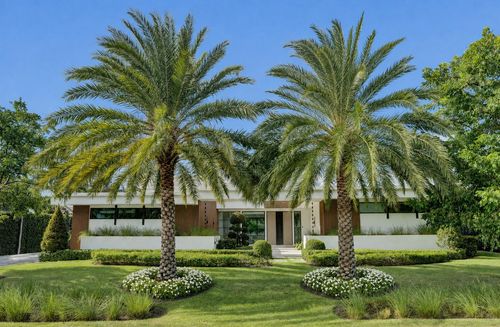 7 Tahoe Ln, Sea Ranch Lakes, FL, 33308-2327 | Card Image