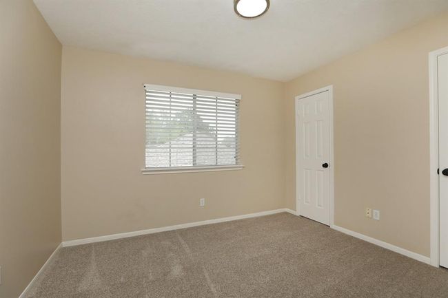 Secondary bedroom | Image 29