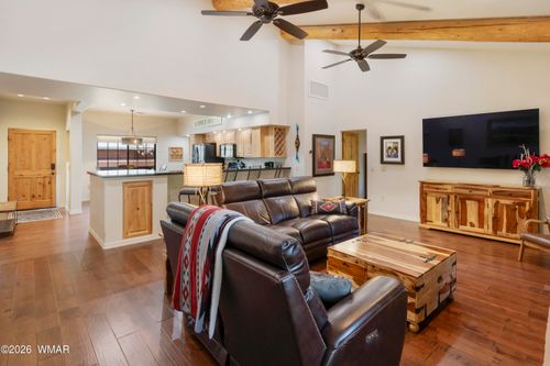 40-2555 Village Ct, Pinetop, AZ, 85935-6210 | Card Image