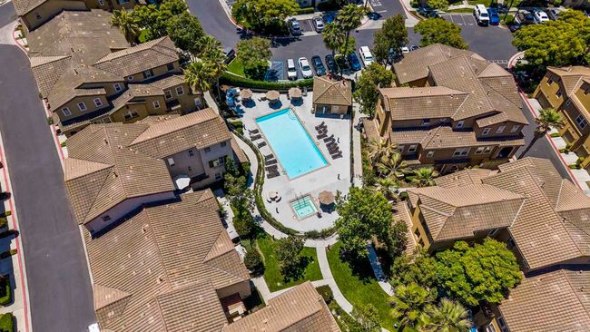 733 Anchor Cv, Townhouse with 2 bedrooms, 3 bathrooms and 2 parking in San Diego CA | Image 38