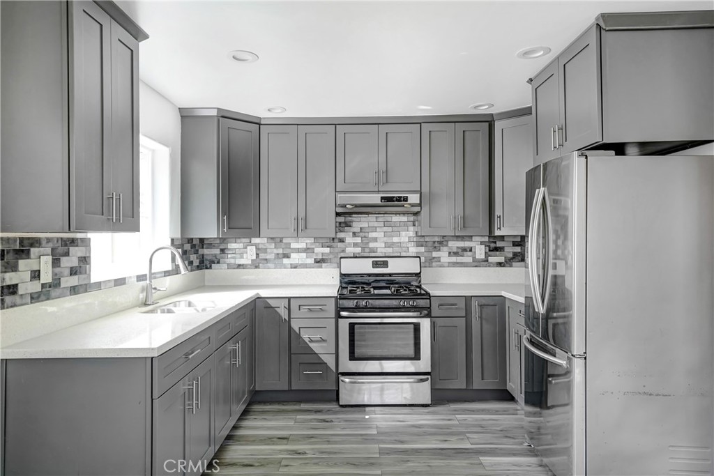 Residential Lease in Inglewood 5