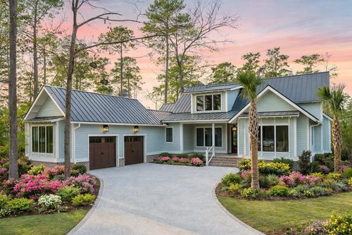 111 Peninsula Dr, Ravenel, SC, 29470-9674 | Card Image