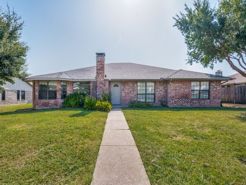 1915 Teton Trl, Lewisville, TX, 75077-7557 | Card Image