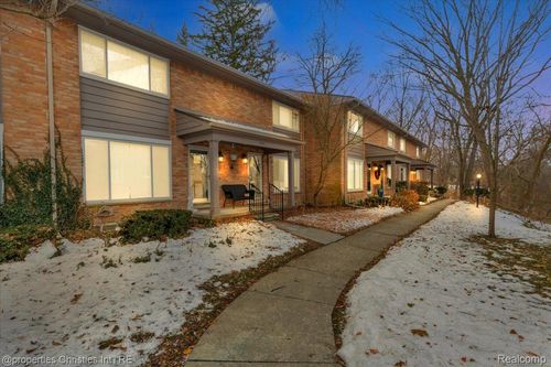 unit-3-1039 N Old Woodward Ave, Birmingham, MI, 48009-5411 | Card Image