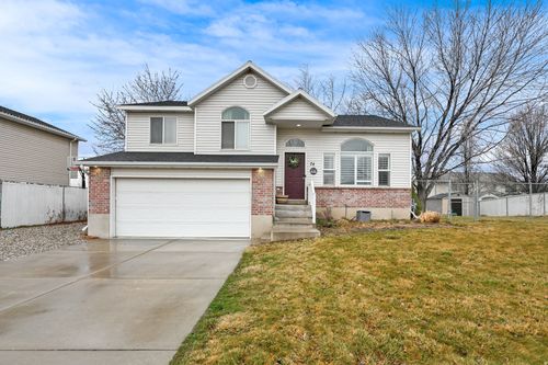 74 S 1660 W, West Point, UT, 84015-8133 | Card Image