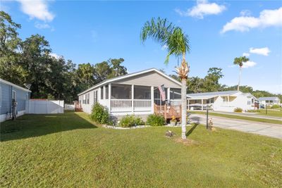 141 Pine Lake Drive, House other with 3 bedrooms, 2 bathrooms and null parking in Satsuma FL | Image 2