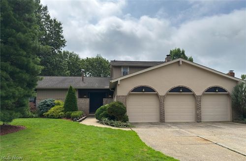 3466 Clover Dr, Brunswick, OH, 44212-3107 | Card Image