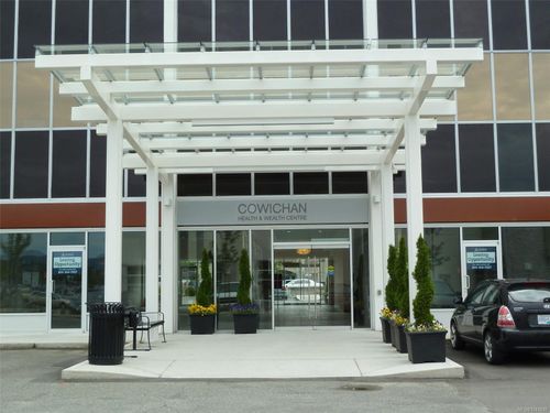 207-435 Trunk Rd, Duncan, BC, V9L2P5 | Card Image
