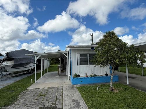 248 Flame Ln, NORTH FORT MYERS, FL, 33917-6523 | Card Image