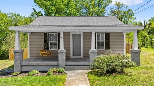 903 Norman St, Reidsville, NC, 27320-2113 | Card Image