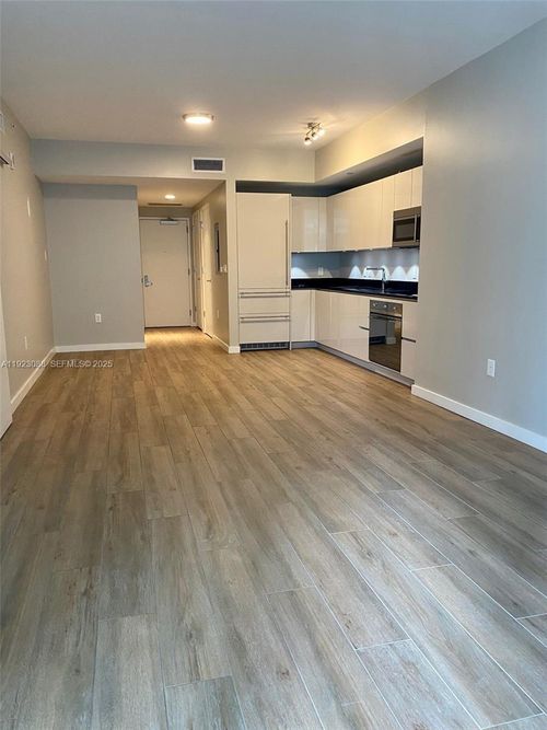 unit-1508-1010 Brickell Ave, Miami, FL, 33131-3760 | Card Image