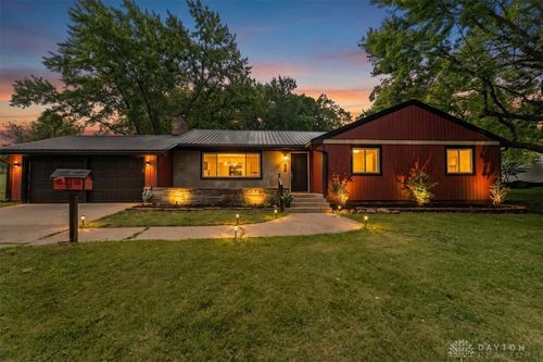 68 Skyline Dr, Enon, OH, 45323-1141 | Card Image
