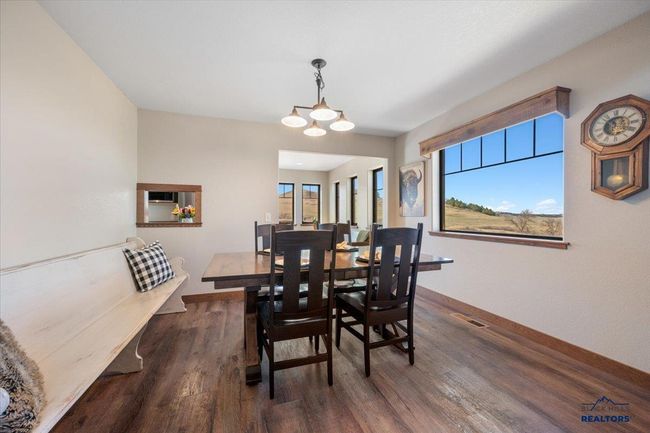 10226 Buena Vista Ln, House other with 6 bedrooms, 4 bathrooms and null parking in Belle Fourche SD | Image 10