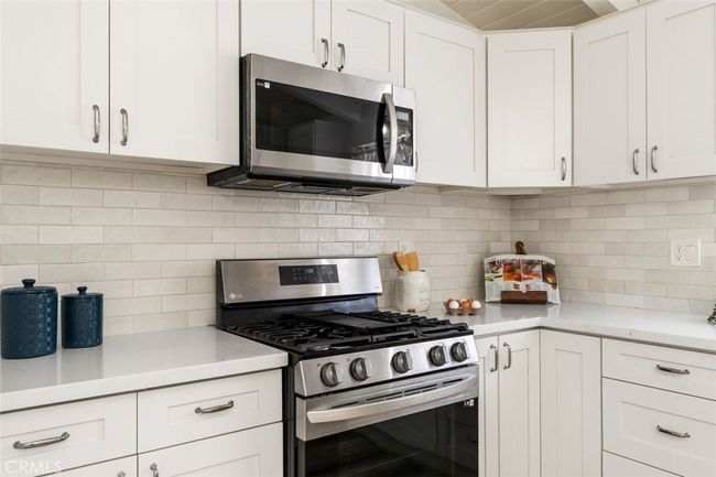 9668 Devon St, House other with 3 bedrooms, 2 bathrooms and null parking in Rancho Cucamonga CA | Image 18