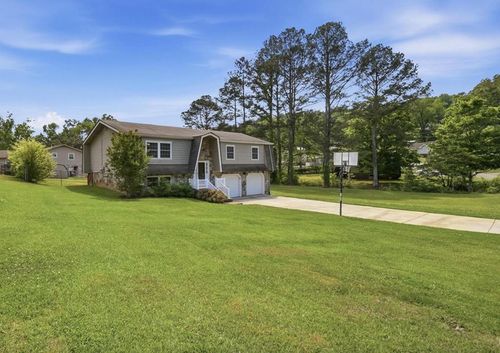483 Foster Dr, Ringgold, GA, 30736-6550 | Card Image