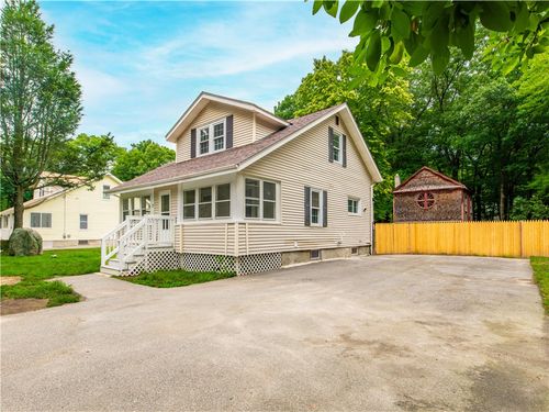 2 Arcade St, Johnston, RI, 02919-1484 | Card Image