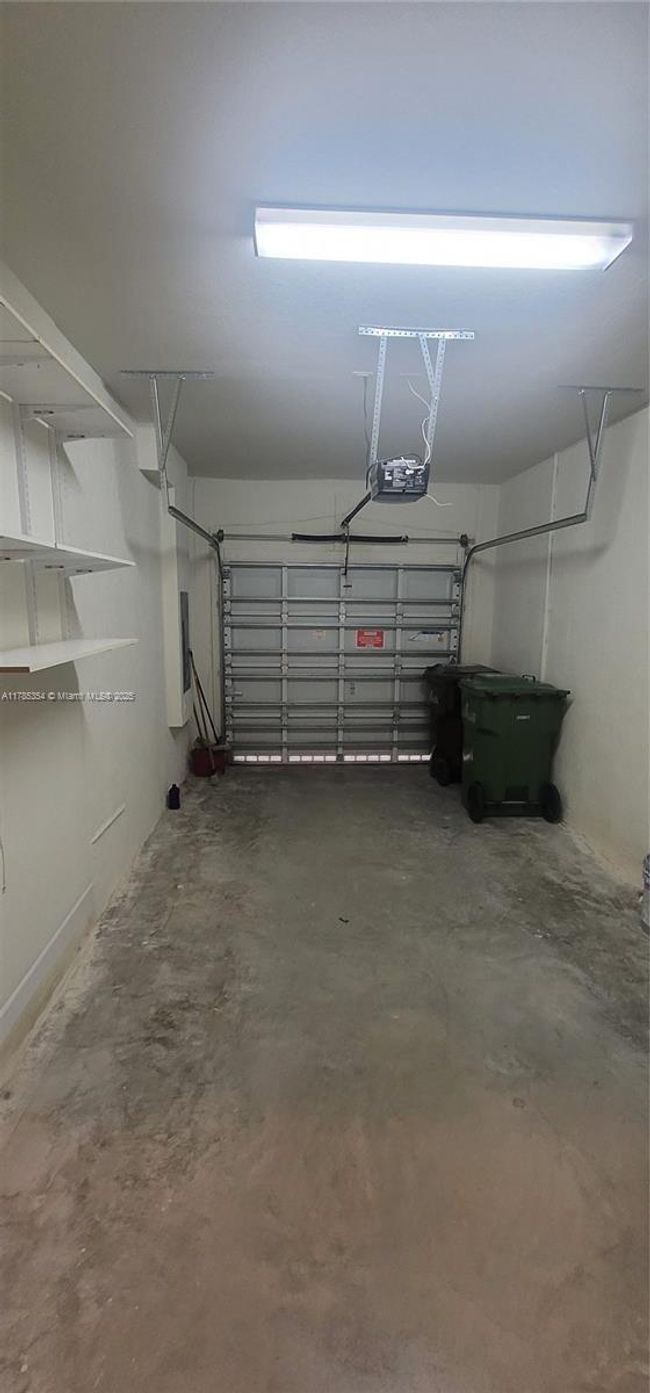 9339 - 9339 W 34 Th Ct, Townhouse with 3 bedrooms, 3 bathrooms and null parking in Hialeah FL | Image 28