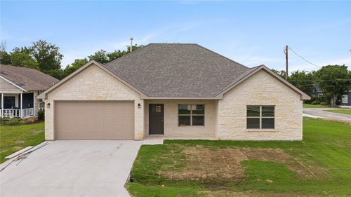 209 W Bonham Street, Tom Bean, TX, 75489 | Card Image