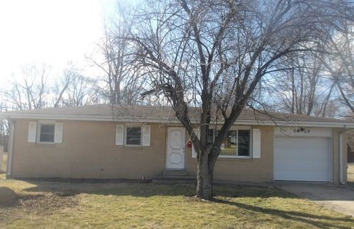 3915 N Neely Ave, Decatur, IL, 62526-1914 | Card Image