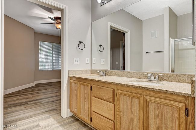 UNIT-1341 - 10001 Peace Way, Condo with 3 bedrooms, 2 bathrooms and null parking in Las Vegas NV | Image 25