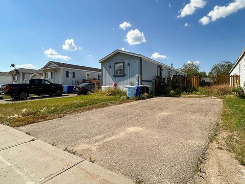 157 Cree Rd, Fort Mcmurray, AB, T9K1X7 | Card Image
