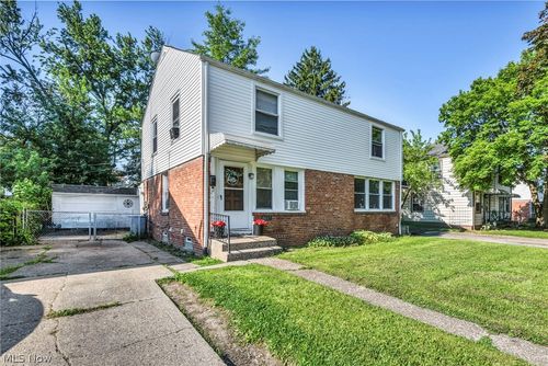 14225 Rainbow Ave, Cleveland, OH, 44111-2317 | Card Image