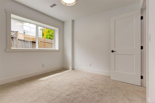 Second downstairs bedroom | Image 81