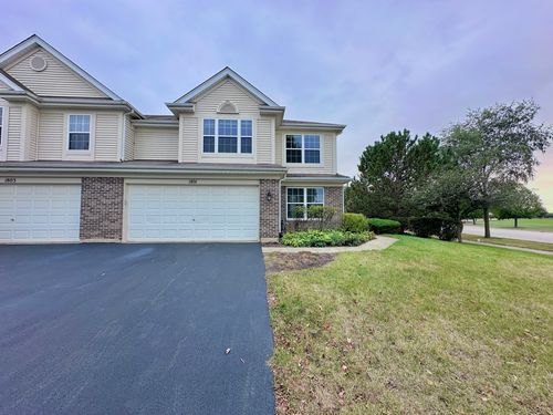 1801 Waverly Way, Montgomery, IL, 60538-4133 | Card Image