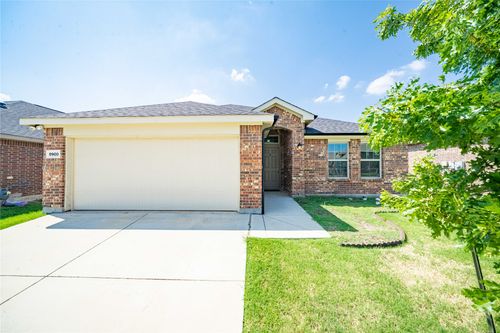 8900 Devonshire Dr, Fort Worth, TX, 76131-3405 | Card Image