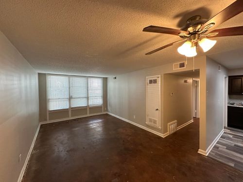 21-32 N Belvedere Blvd, Memphis, TN, 38104 | Card Image