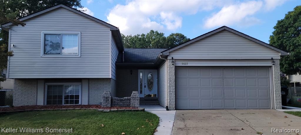 Sil St, Taylor, MI 48180