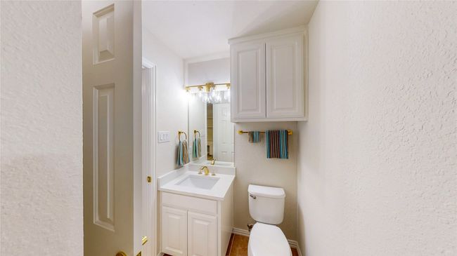 Updated Jack 'n Jill bathroom 3 upstairs | Image 33