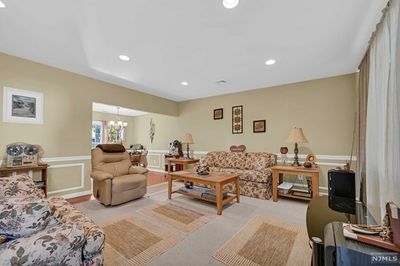 10 Pontiac Court, Home with 3 bedrooms, 2 bathrooms and null parking in West Milford NJ | Image 3