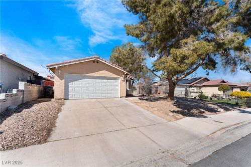 509 Sheffield Dr, Henderson, NV, 89014-3906 | Card Image