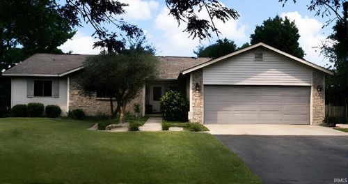 6135 E Crescent Ct, Churubusco, IN, 46723-9755 | Card Image