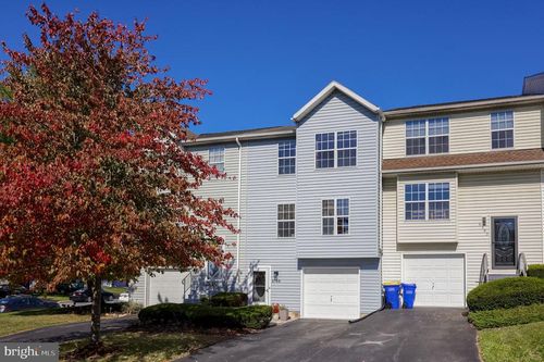 5788 Fordham Ave, HARRISBURG, PA, 17111-4156 | Card Image