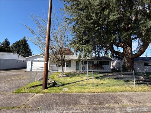 359 Douglas Street, Longview, WA, 98632 | Card Image